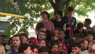 "C'est le deuxième plus beau jour de ma vie", la joie des supporters après la victoire du PSG en Ligue des champions