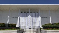 La salle de spectacle Kennedy Center à Washington affirme avoir retiré le nom de Trump de sa façade