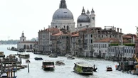 "Un chaos invraisemblable de bateaux" : à Venise, des radars installés pour contrôler la vitesse sur les canaux