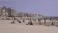 "On pouvait faire deux restaurants par semaine, là on n'en fait plus" : les Français partiront bien en vacances cet été, mais en rognant sur les dépenses