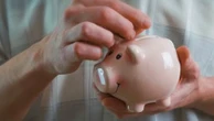 Économie : face à l'épargne grandissante, certaines banques rémunèrent les comptes courants
