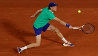 Roland-Garros 2025 : expéditif, Jannik Sinner écarte Andrey Rublev et se hisse en quarts de finale