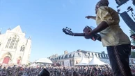 November Ultra, Ebony... Plus de 1 200 artistes lancent un appel pour défendre la liberté de création face à l'extrême droite et la concentration industrielle