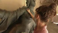 Au musée des Beaux-Arts de Lyon, "Le Rhône" et "La Saône" des frères Coustou sont restaurées sous les yeux du public