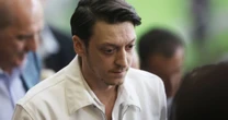 Mesut Özil zeigt Oberkörper mit Extremisten-Tattoo am Tag des "Wolfgruß"-Skandals