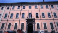Genitori condannati per botte e vessazioni ai tre figli. Il padre anche per violenza sessuale
