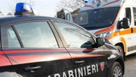 Uomo di 43 anni ucciso con 24 coltellate in casa: l’omicida in caserma