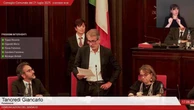 Milano, l'assessore alla Rigenerazione urbana Tancredi annuncia le dimissioni e si commuove