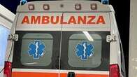 Cade mentre fa la manutenzione a un macchinario: grave operaio di 57 anni in Brianza