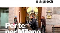 "Vai in bicicletta o a piedi": i cartelli della nuova campagna di sensibilizzazione del Comune