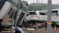 Treno deragliato Pioltello, parla un sopravvissuto: "Chi è colpevole paghi" | In dieci a processo