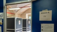 Elezioni in Lombardia, si vota fino alle 15: affluenza in calo anche a Mantova e Lecco
