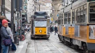 Lavori in centro a Milano, tutte le deviazioni dei tram fino a ottobre: ecco le linee coinvolte