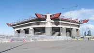 Il sindaco Sala: “Nessuna ipotesi corruttiva, fisiologiche le interlocuzioni con Inter e Milan” | San Siro, indagati e perquisizioni: “Accordi tra dirigenti comunali e club per pilotare la vendita”