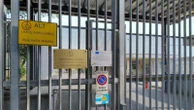 Bergamo, sequestrati in carcere cellulari e droga tra hashish e cocaina: lo spaccio nelle celle