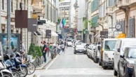 Ruba giacca da 30mila euro in una boutique del centro, dopo due giorni ci riprova: arrestato