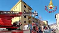 Incendio in pieno centro a Como, 97enne muore tra le fiamme nel suo appartamento