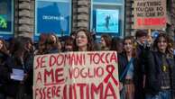 Violenza sulle donne, a Milano aumentati del 64% in un anno le misure cautelari. Sempre più vittime sono minorenni