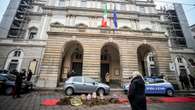 Prima della Scala a Milano, alle 18 si alza il sipario. Le proteste in piazza