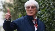 Ecclestone su Hamilton in Ferrari: “È stanco, non durerà due anni. A Maranello troverà molti nemici”