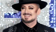 Boy George polemico su politiche identitarie della comunità Lgbtq+: “Non hanno aiutato nessuno”