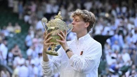 Sinner, blindato il numero 1 nel ranking Atp. Il vantaggio su Alcaraz (scavalcato da Zverev)