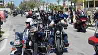 Harley-Davidson, grande festa a Senigallia. Sfilano in 15.000 e c’è anche Sal Da Vinci
