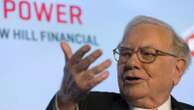 Buffett scarica ancora azioni Apple. Ora ha in tasca 325 miliardi di liquidità