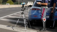 Multe per eccesso di velocità: in Italia costano fino al 10% dello stipendio medio
