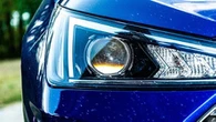 I fari a Led abbagliano troppo? Secondo gli americani sì. Ecco perché