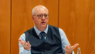 Imparato: “Obiettivi Ue sull’auto non raggiungibili. Stellantis punta anche sul full hybrid”