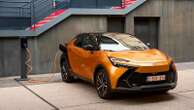 Toyota Italia, a gennaio crescita record per C-HR, l’ibrido plug-in che guida il segmento dei C-Suv