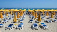 Eni: bene l’estate turistica italiana, prenotate già 8 camere su 10, giro d’affari a 15 miliardi