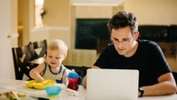 Effetto Covid e smart working: boom di ore di straordinario lavorate gratis