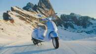 Vespa limited edition che passione: ora tocca alla 946 Snake, in onore dell’anno del serpente cinese