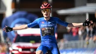 Vingegaard vince a Pila e si veste di rosa. Cresce la giovane Italia: bene Piganzoli e Pellizzari