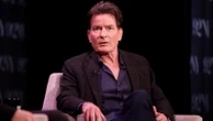 Charlie Sheen, in un doc scandali e confessioni: “Quando ho preso l’Hiv pensavo fosse la fine”