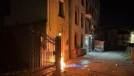 Bottiglie incendiarie contro l’abitazione di un cronista nel vicentino: “Sono sconvolto”
