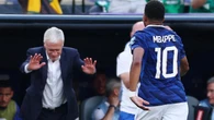 Deschamps e l’inchino a Mbappé: “Era il mio modo di dirgli grazie” | Francia show, 3-0 alla Svezia