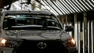 Il Covid e la carenza di semiconduttori frenano la ripartenza dell'auto. Chiudono gli stabilimenti, Toyota taglia il 40% della produzione