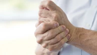 Artrite reumatoide, positivi anche sull'uomo i test su una nuova terapia con meno effetti collaterali