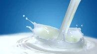 Nuova allerta latte, 4 marchi ritirati dai supermercati per presenza di corpi estranei