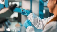 La produzione farmaceutica italiana vale 56 miliardi. Ma incide solo per l’1,3% del Pil