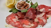 Olive taggiasche liguri e carne salada del Trentino entrano nel registro europeo delle Igp