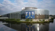 Via libera alla semplificazione dell’AI Act: come cambiano le regole europee sull’IA