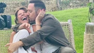 Le nozze di Luna Berlusconi e dello chef Vito Vaccaro: “Brindisi all’amore che sceglie ogni giorno”