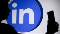 LinkedIn userà i dati degli utenti per addestrare l’AI: ecco come opporsi
