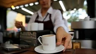 Caffè, prezzi alle stelle: +90% e manca la materia prima