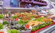 Il banco gastronomia al supermercato, un'innovazione lunga 50 anni