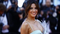 Eva Longoria a Cannes: "Sono cresciuta in una famiglia di donne che mi hanno insegnato l'autostima. A mio figlio mostro la mia forza"